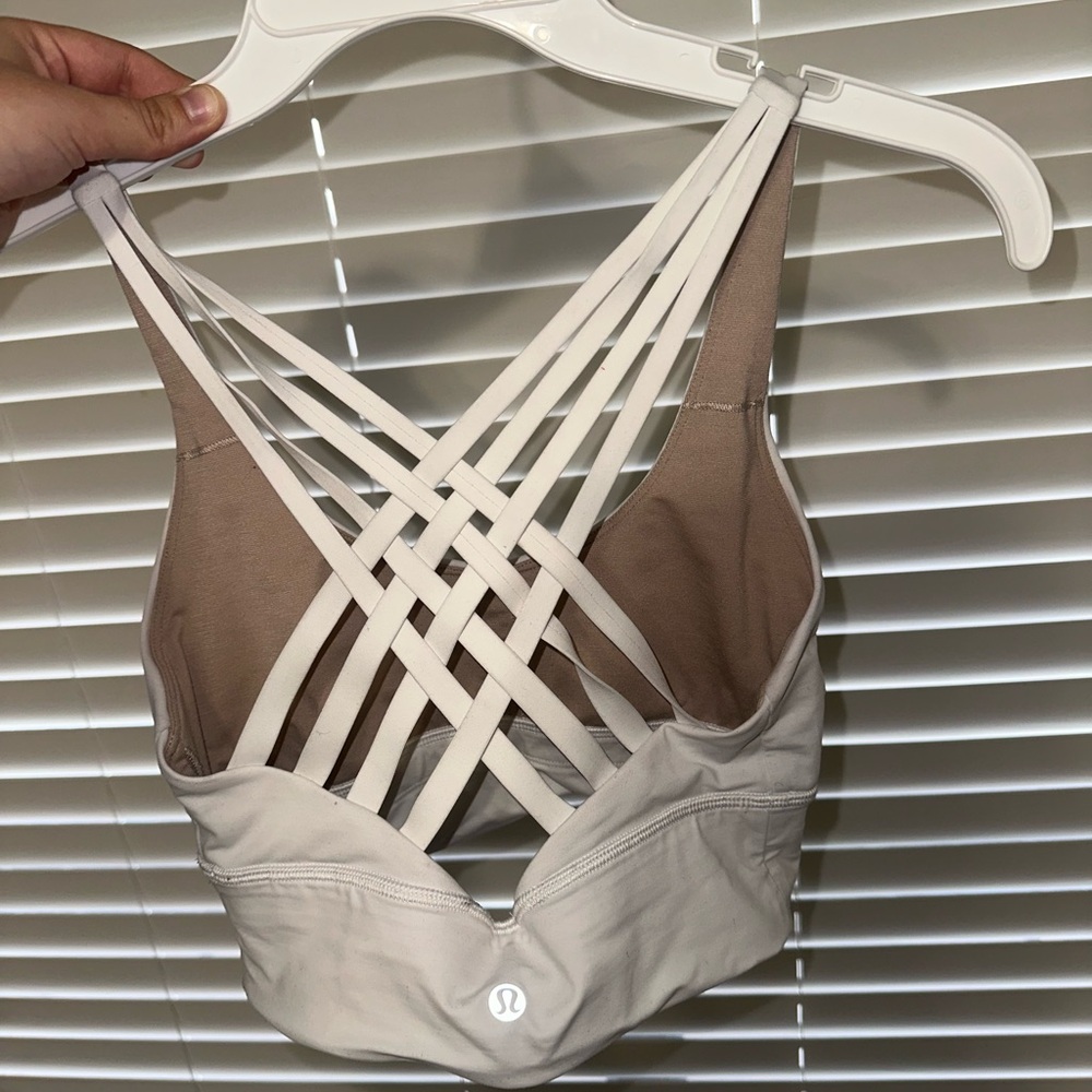 lululemon athletica Women's Cream Strappy Sports Bra